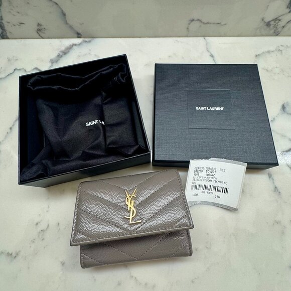 YSL Cassandra Key Case in Gray Grain de Poudre Leather - Picture 1 of 9